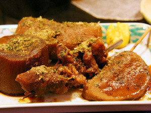 静岡おでんを｢青葉横丁｣で味わおう。