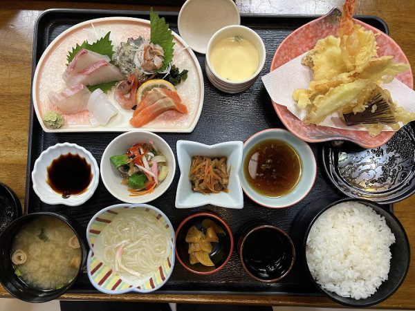 御食事処 さかゑや