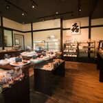 コーナーポケット 韮崎本店